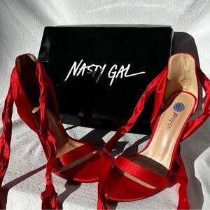 NASTY GAL
Red satin strappy high heels